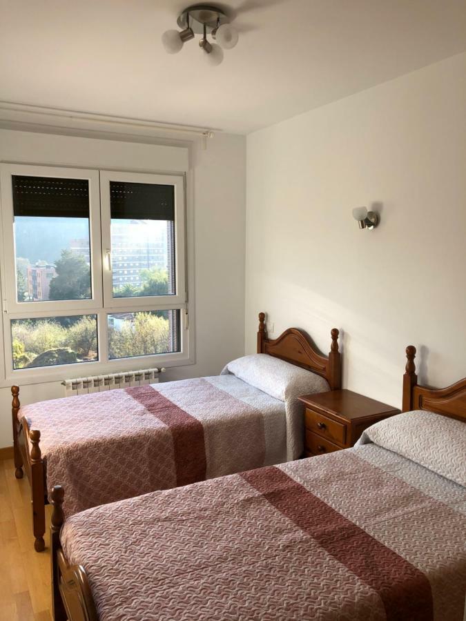 Piso Vacacional En Aviles Apartment Luaran gambar