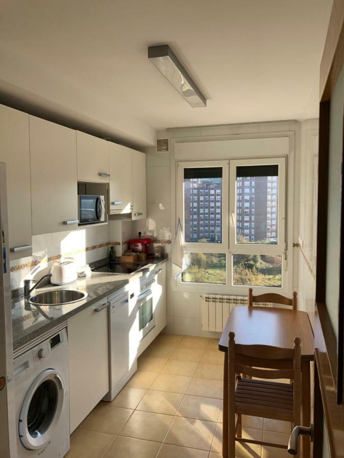 Piso Vacacional En Aviles Apartment Luaran gambar